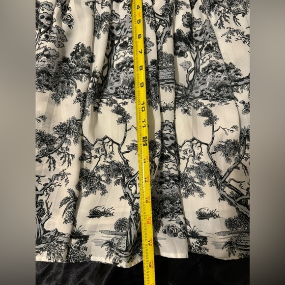 Banana Republic Pleated Flowy Skirt - Bonsai Artsy Print - Picture 6 of 7